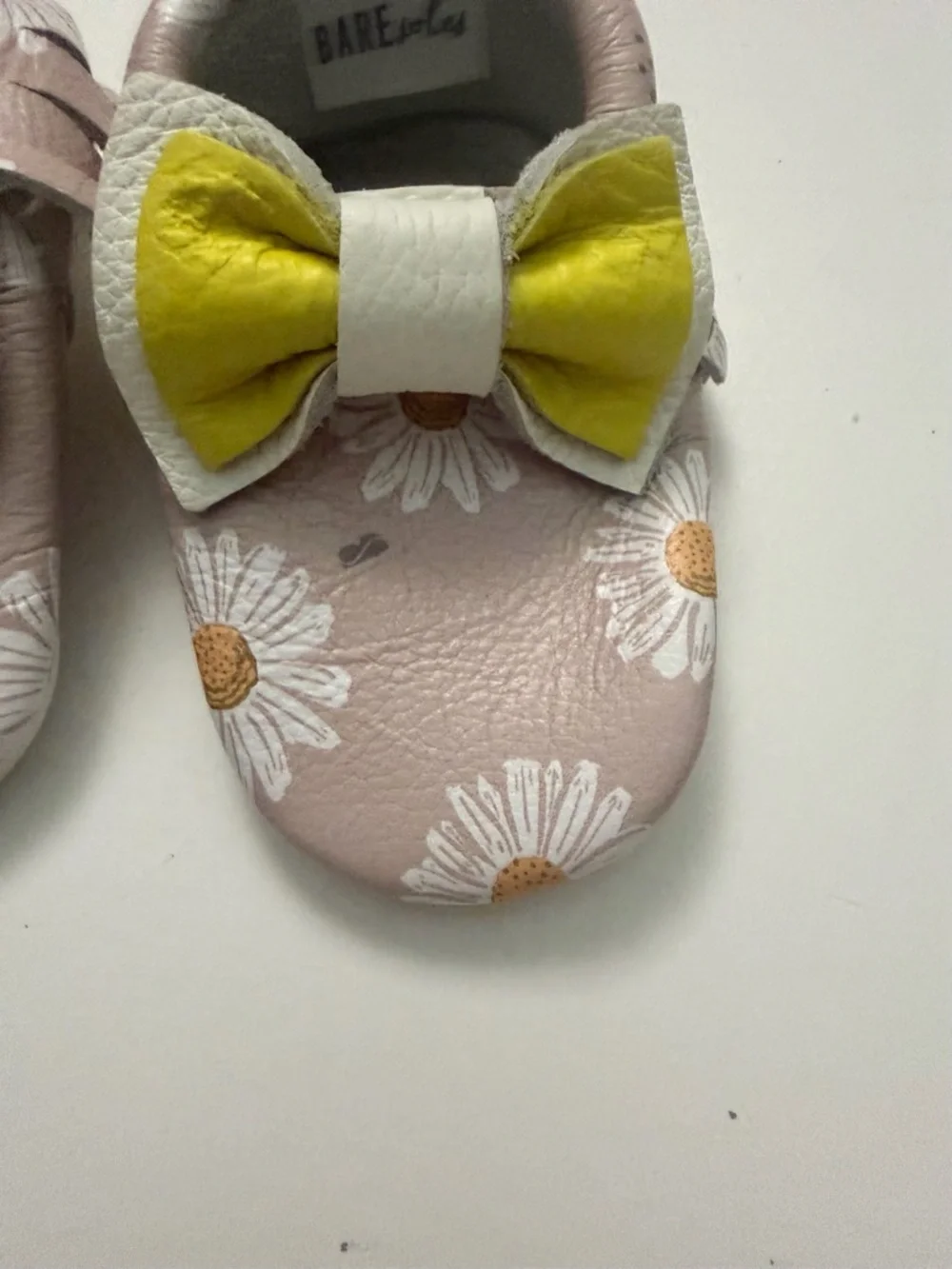 Bare Soles Moccasins Leather Soft Bow Flowers Daisy Pink Mustard Yellow Size 2